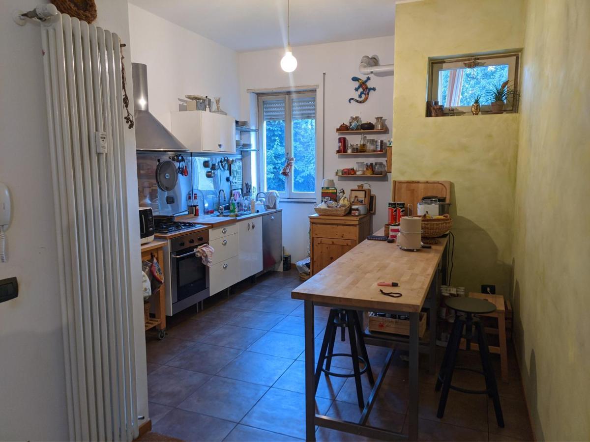 Room In A Quiet Part Of Bergamo Exterior photo