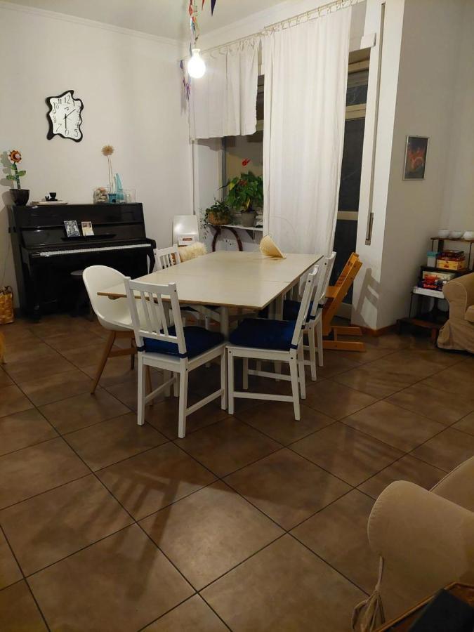 Room In A Quiet Part Of Bergamo Exterior photo